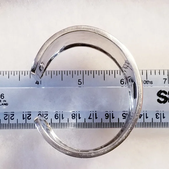 Silpada Sterling Silver Cuff Bracelet - Picture 4 of 11